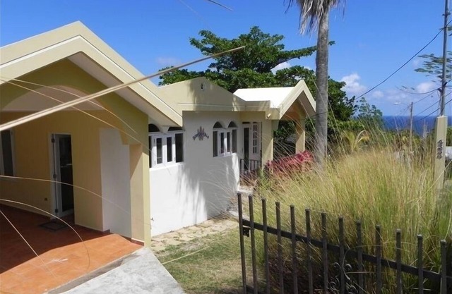 Surf View Villa - Caribbean Life at it's Best! Sleeps up to 12