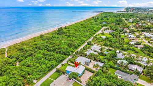 Surfside Beachfront Escape - Sleeps 8 - Pets Welcome!