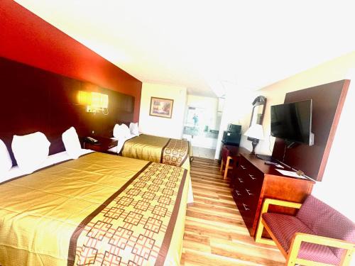 Surry Inn - Dobson