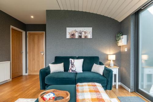 Sustainable 2 Bedroom Pod on Old Chalford Farm!