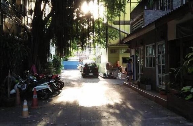 Swan Inn2 Guest House