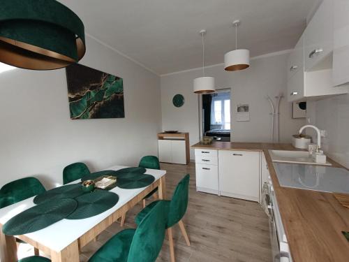 Szmaragdowy apartament przy ulicy Opolskiej
