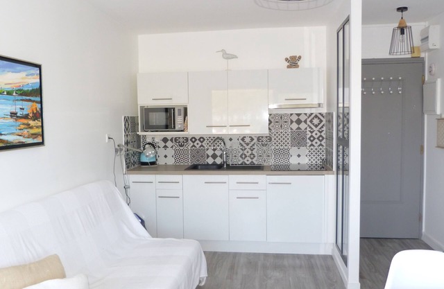 T2 32M2 APARTMENT HARBOR VIEW