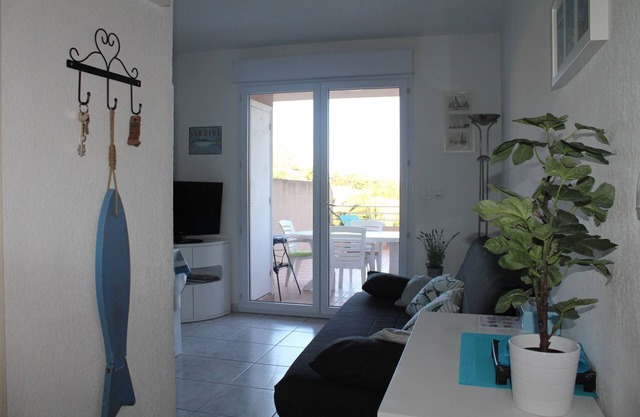 T2 apartment in residence near beaches and town center in Ile-Rousse Corsica