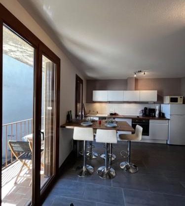 T2 + Cabine à Canet Plage – 4 Couchages, Terrasse, à 100 m de la Mer