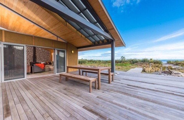 Takutai Beach House Punakaiki