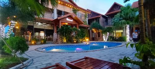 Tam Coc Little Charm Villa & Bungalow