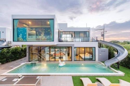 Tantawan Poolvilla Huahin