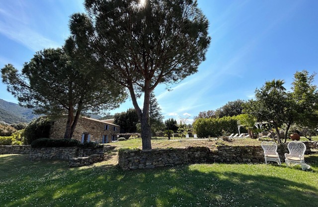 Tanuki Villa & pool, between sea and mountains