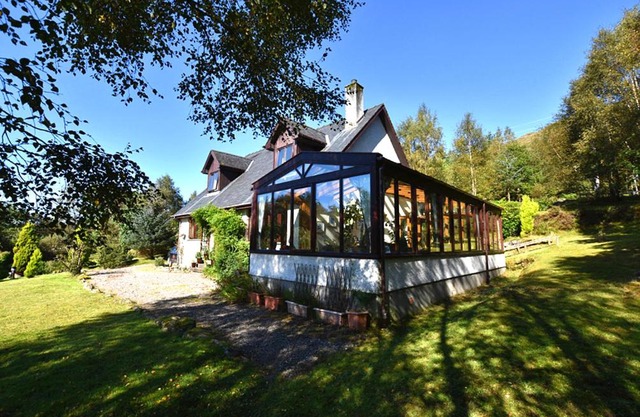 Tarmachan Cottage - West Highland Getaway