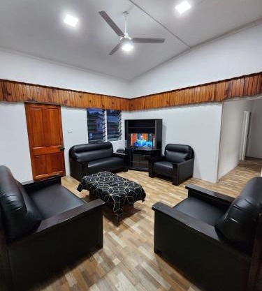 Tavaga Apartments