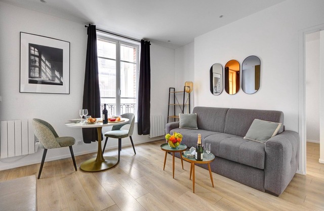 TBS 29 - Elegant apartment with terrace