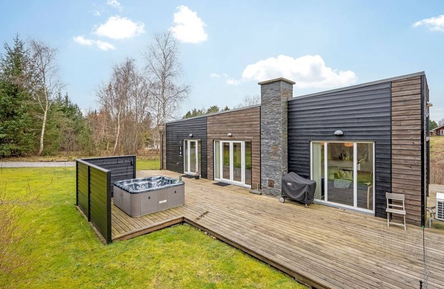 "Tenna" - 250m to the fjord by Interhome