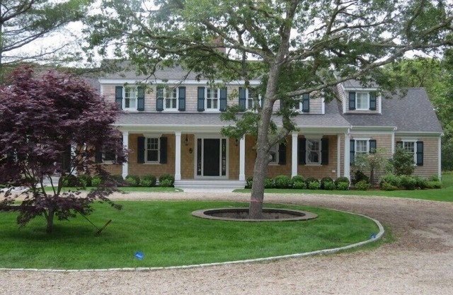 Tennis anyone? Beautiful, brand new construction with 8 bedrooms, 8 full baths and 2 half baths, that can sleep up to 20 guests.