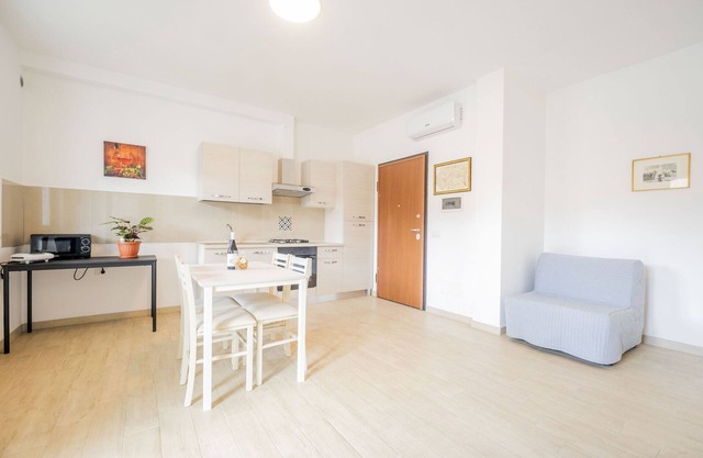 Terraced Apartment by the Ancient Appian Way 6