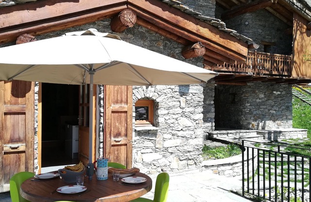 Terraces, space and 4* comfort at Chalet Le Pré Catin in Bonneval-sur-Arc