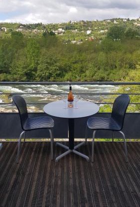terrasse sur l'Ardèche