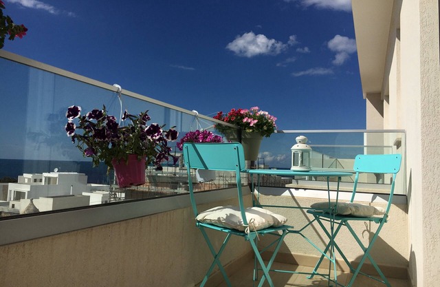 Teti Holiday Home is a newly built apartment a few steps from the sea.