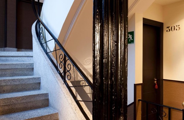 THC Tirso Molina Hostel