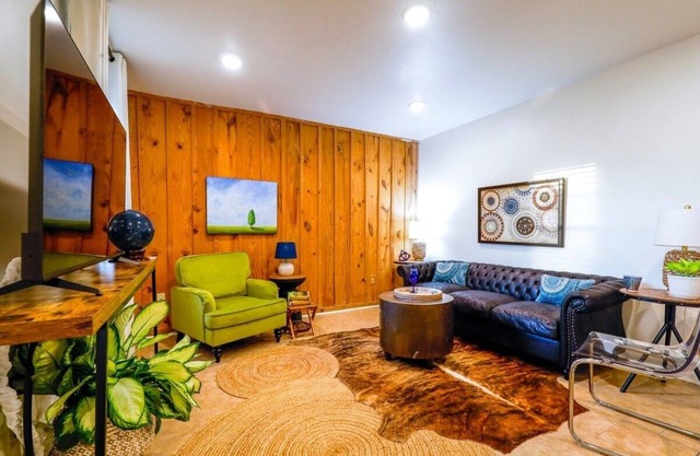 The Ace, Discounted rate for S. Carolina game!