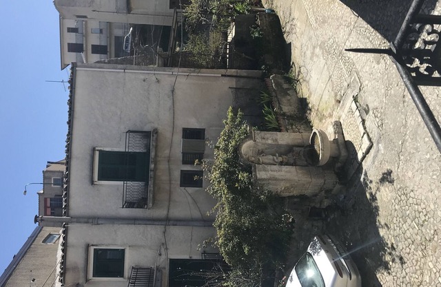 The Ancient House of Gió