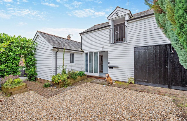 The Barn - Chilham - Two Bedroom House, Sleeps 4