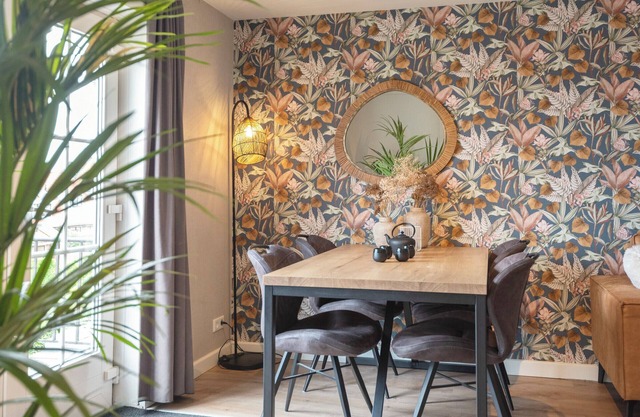 The Beach & Town Suite