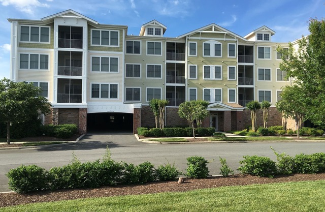 The Best of Bayside! Newly Furnished Designer Condo - *Steps to Pool and Golf*