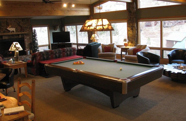 THE BEST VIEWS of Mt. CB! 5000 sq. ft. house with open floor plan, 5bd/4.5bath