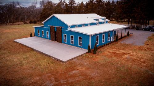 The Blue Barn at the MeadowCreek
