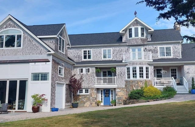 The Blue Peter House at Jamestown Village - Walk Downtown + 5 min drive to beach