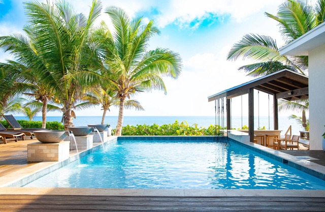 The Breakwater- HEATED POOL with Swim Up Bar on Sandy, Secluded Beach!