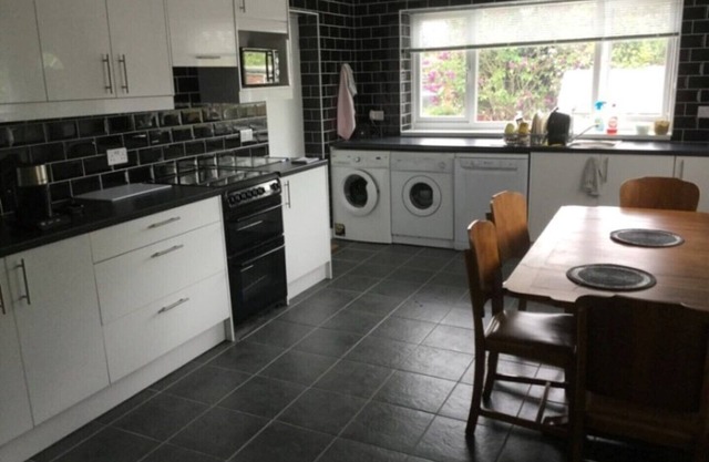 The Briar Rose. Holiday Cottage