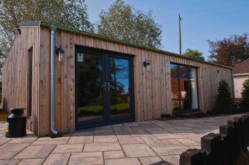 The Cabin - Luxury Country Living