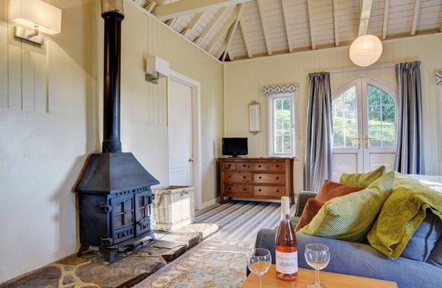 The Chapel - One Bedroom House, Sleeps 2