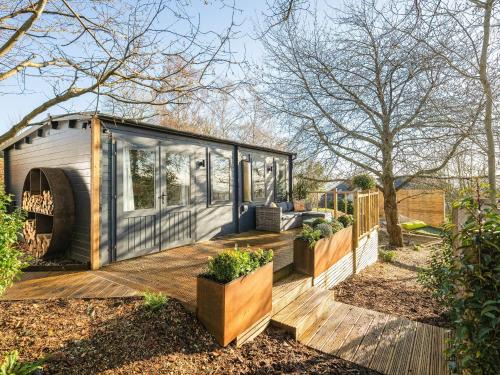 The Cosy Cabin