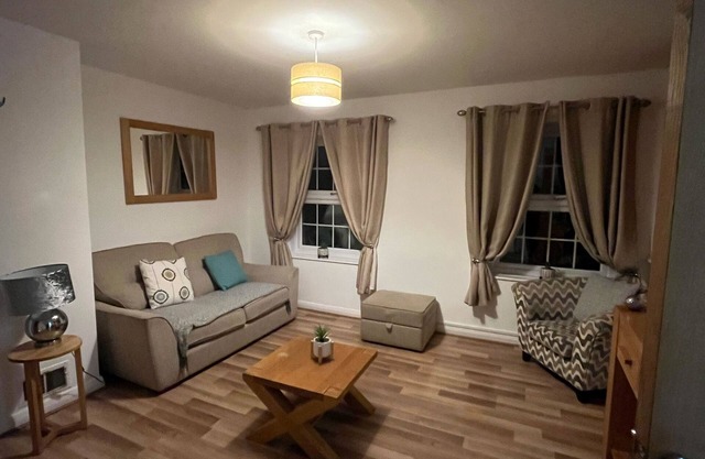 The Cosy-High Rise Apartment