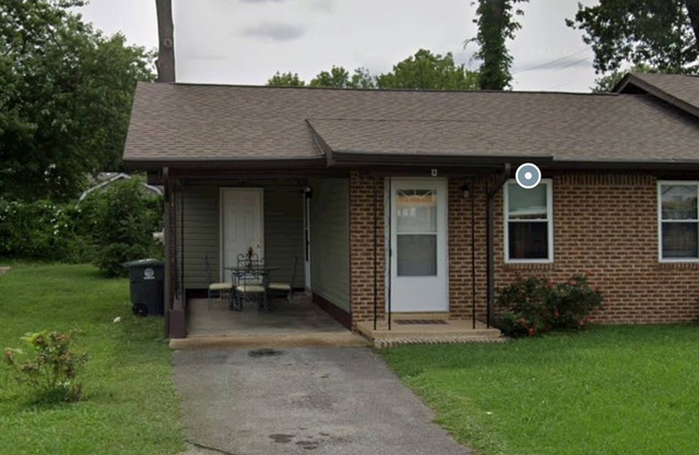 The Cozy! 2-bedroom apartment in Chattanooga with WiFi, AC, Family Friendly