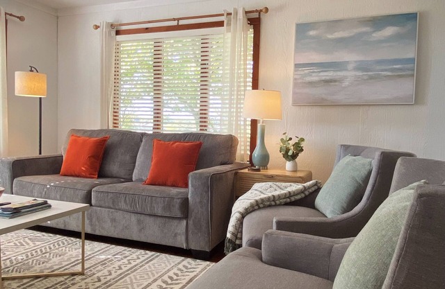 The Cozy North Farmhouse