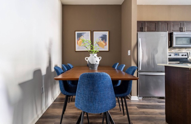 The Domain Escape: Modern 2-bedroom retreat in Austin