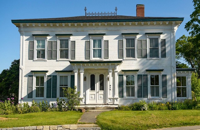 The Entire Waldoboro Inn