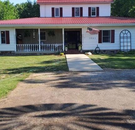 The FarmHouse Inn Guest House
