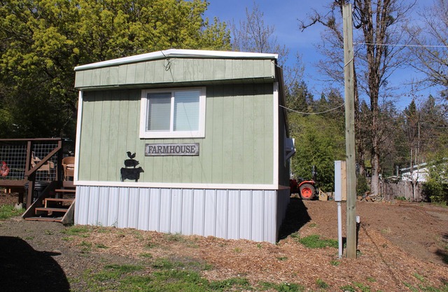The Farmhouse on the North Umpqua River