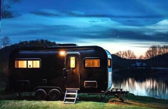 The Glamping Spot - 5 Star R&R River Retreat