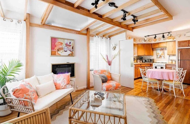 The Golden Suite: themed getaway!
