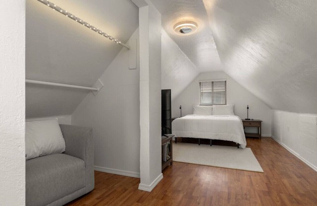 The Henhouse: Close to Downtown