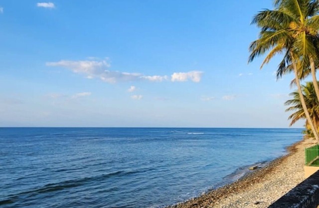 "The hidden Gem of PR" Seaside in Patillas, PR. Steps from the Beach.