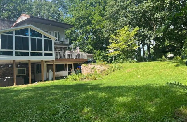 The Hideaway - 19 Private Acres to Explore