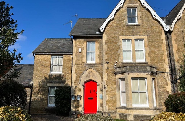 The Ingleside Apartment