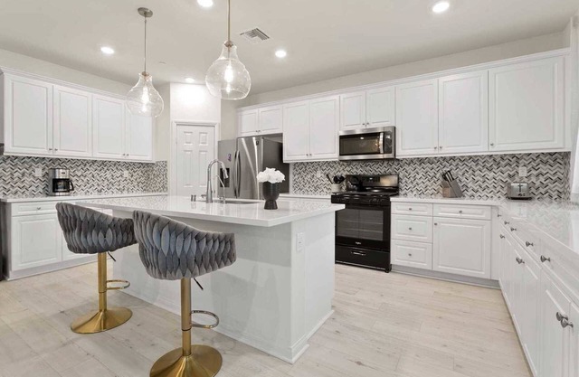 The Jade on Sunkissed Ridge